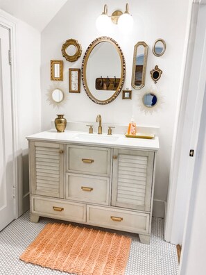 Haartrockner, Seife, Shampoo