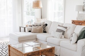 TV, video games - 30A Ocean View!- 2340sq/ft- Slps 8 w/ 2KING BEDS! (Santa Rosa Beach)