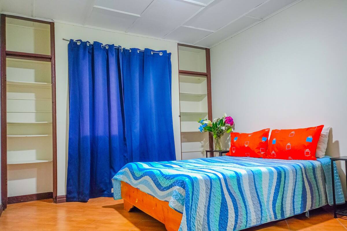 Standard Room | 1 bilik tidur, Wi-fi percuma, cadar katil