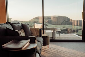 Luxury Cabin, Hot Tub, Sea View - Beresford Rise (self check-in directly at the property)