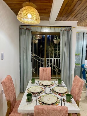 ダイニングルーム