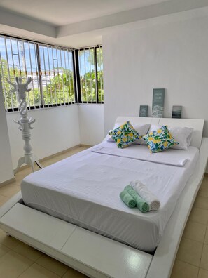 Classic-Doppelzimmer, Stadtblick | Bettwäsche aus ägyptischer Baumwolle, hochwertige Bettwaren