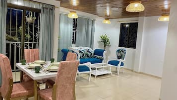 Family Apartment | Egyptian cotton sheets, premium bedding, down duvets, pillow-top beds