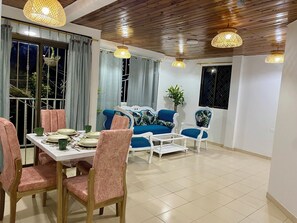 TV connectée de 42 pouces avec chaînes par satellite, Netflix