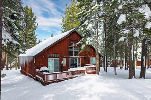 Talo (3 Bedrooms) | Majoituspaikan julkisivu