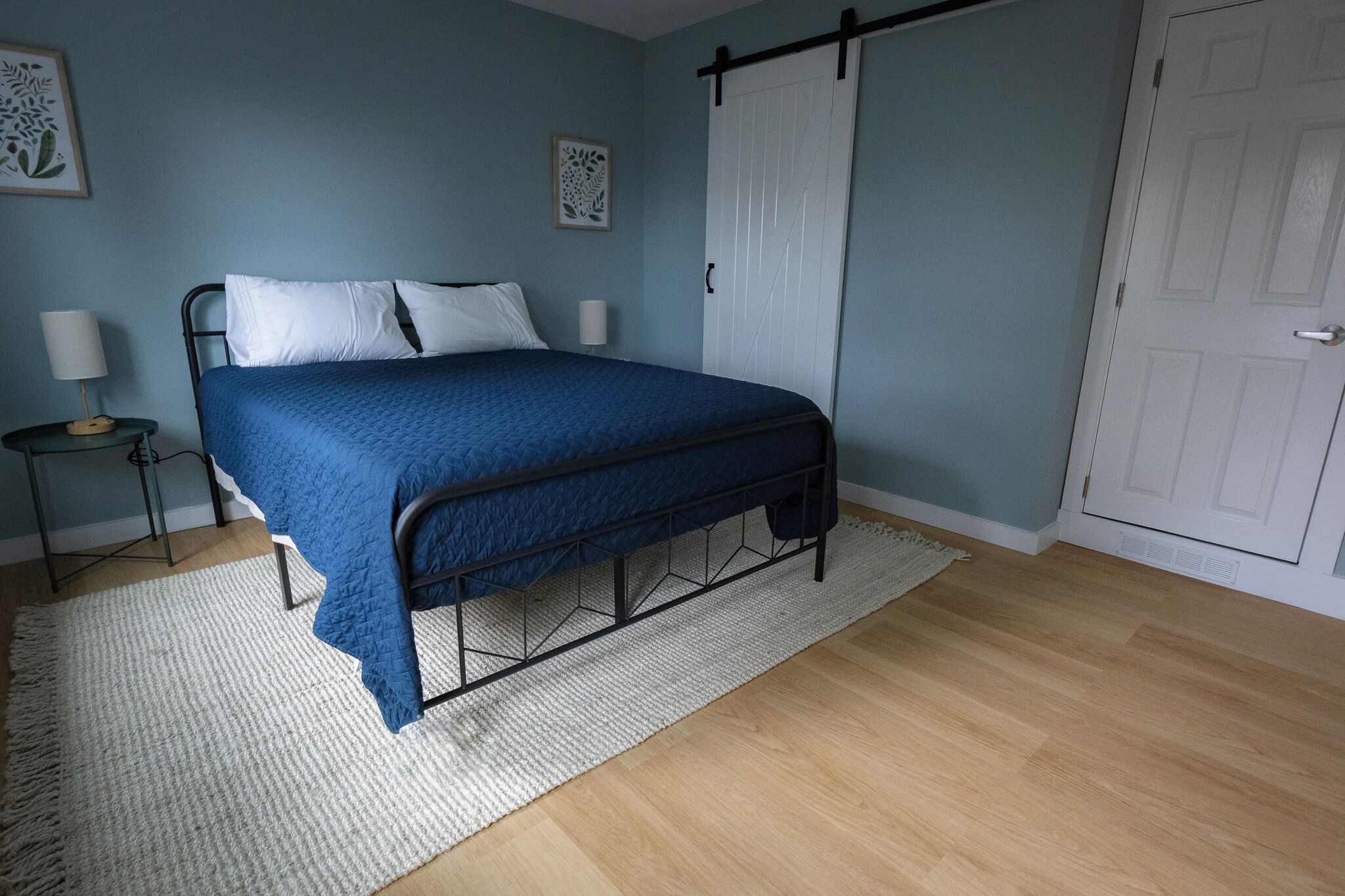 3 bedrooms, desk, free WiFi, bed sheets