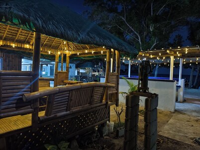 Whole property on the beach, 1-bedroom cottage and 2-bedroom cottage
