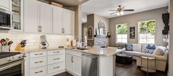 Charming 3-bedroom furnished, home with WiFi, AC in Spanish Hills Camarillo
