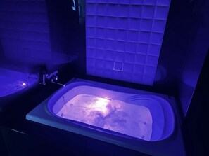 Executive Double Room | Bathroom