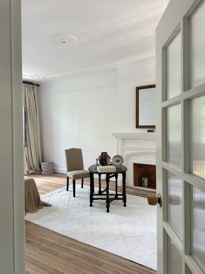 Classic Condo, City View | Living area - Shanghai Hills& Art Suite 17 (Shanghai)