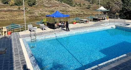 Begnas Aqua Park Resort