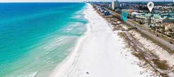 WATER views + PRIVATE BEACH! Pickleball, 2 Pools, Hot Tub, Fitness Center, 2 Kitchens/Living Rooms