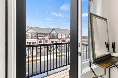 Sleek and Stylish 3-Story Townhouse with Parking