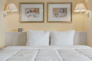 2 bedrooms, iron/ironing board, bed sheets