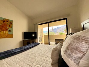 1 chambre, bureau, fer et planche à repasser, Wi-Fi gratuit