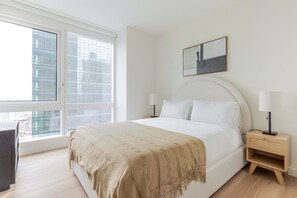 2 chambres, fer et planche à repasser, Wi-Fi, draps fournis