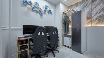ห้องแฟมิลี่ทวิน | โต๊ะทำงาน, พื้นที่ทำงานแบบใช้แล็ปท็อป, ผ้าม่านกันแสง, Wi-Fi ฟรี