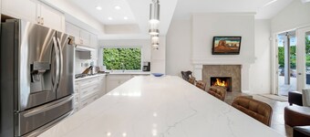 Outdoor oasis with WiFi and AC in delightful Rancho Mirage