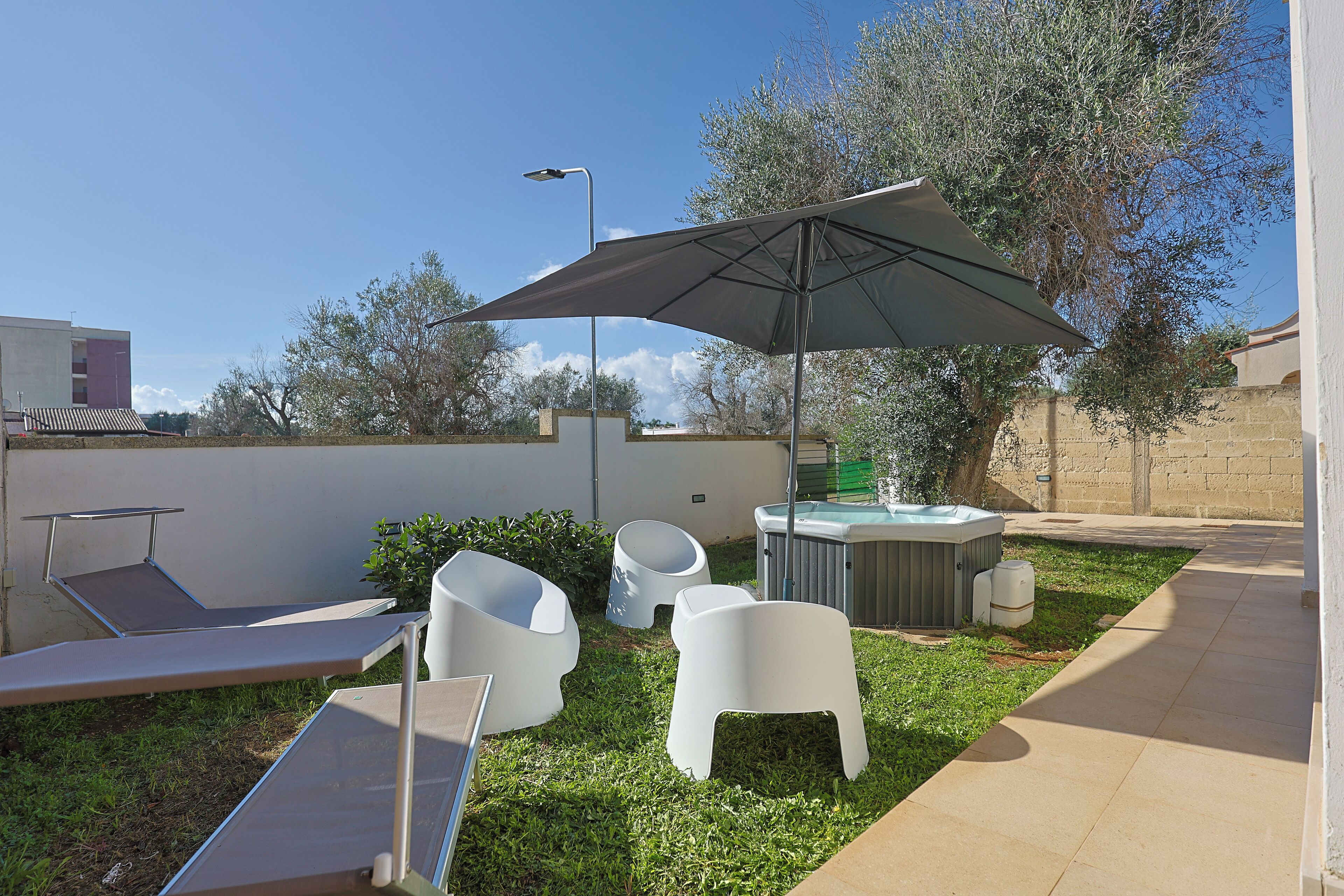 Villa Luxe, 2 chambres, piscine privée | Bureau, espace de travail pour ordinateur portable, Wi-Fi gratuit