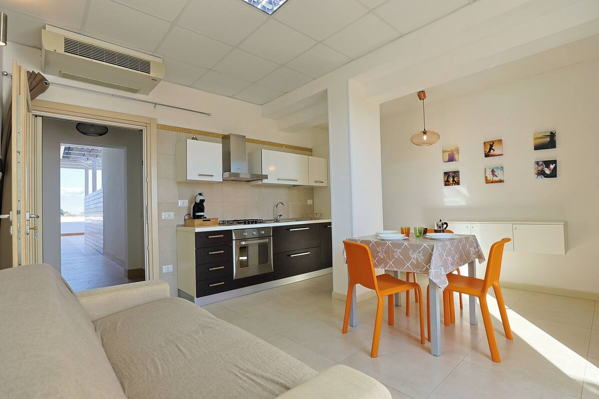 Comfort Suite, Kitchen, Garden View