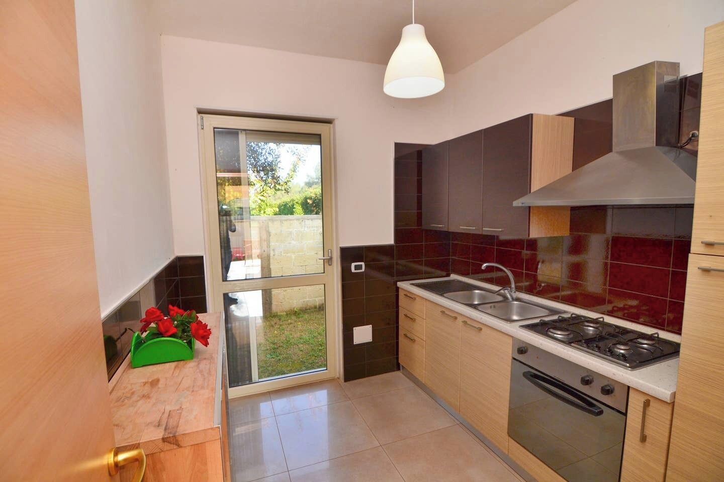 Biệt thự Cao cấp, 2 phòng ngủ, hồ bơi riêng | Bàn, khu vực làm việc phù hợp cho laptop 