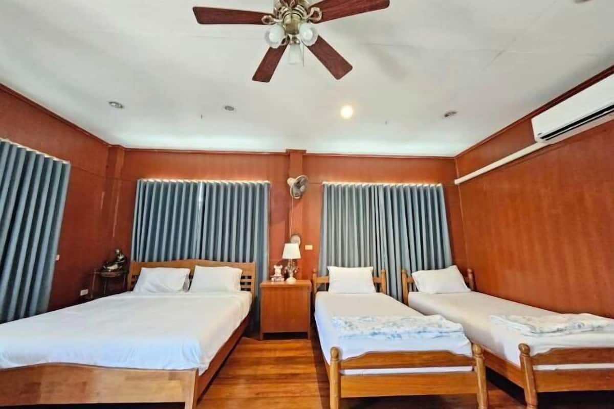 2 bedrooms