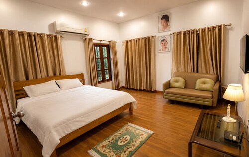 Punnattha House by Peema Villa