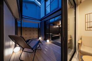 Hus – deluxe, 3 soverom, ikke-røyk, badstue | Terrasse/patio