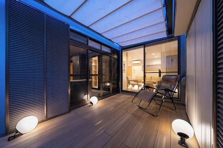 Casa luxo, 3 quartos, para não fumantes, sauna seca | Terraço/pÔtio