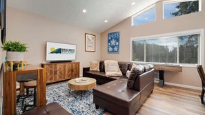 Unclassified image, 2 of 43, button