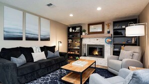 Unclassified image, 5 of 43, button