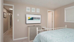 Unclassified image, 2 of 43, button