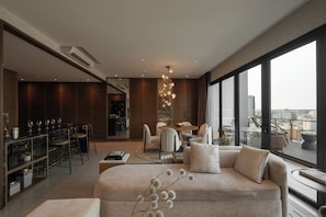 Interior - District 1 Exclusive  Zenity PENTHOUSE 6star 4BRs Pool Gym BBQ (Hồ Chí Minh)