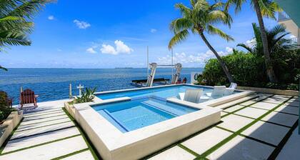 Sunset Serenity – Open Water Paradise | Dockage, Sunset Views, Dog Friendly & Minutes to Key West