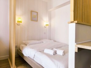 1 Schlafzimmer, Schreibtisch, Internetzugang, Bettwäsche