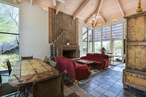 Interior - Bright condo with balcony, shared  pool & hot tub, central AC, fireplace (Tucson)