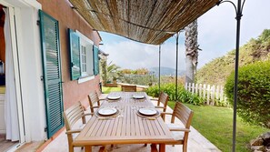 Outdoor dining - Luxury 6BR Villa Heated Pool & Tennis near Monaco (Èze)
