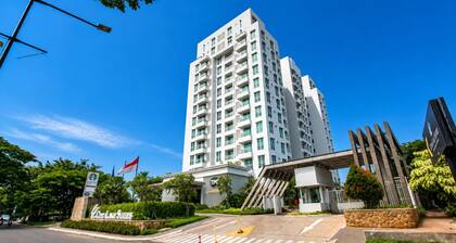 CGK airport transfer, 24H security-CCTV, early check-in & late check-out. T&C