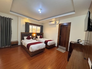 Luxury Twin Room