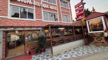 Fachada de la propiedad