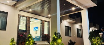the muskmelon hotel and resort