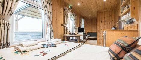 1 bedroom