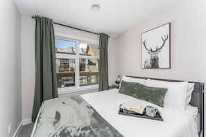 2 chambres, fer et planche à repasser, lit parapluie, Wi-Fi gratuit