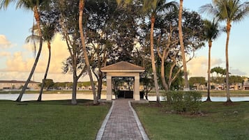 Overnatningsstedets område