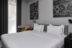 Soundproofing, iron/ironing board, free WiFi