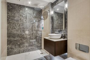 Hair dryer, towels