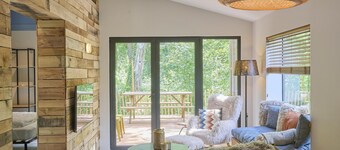 Beautiful chalet with a sauna in the woods