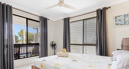 Spacious 3-Bed Home with Large Balcony