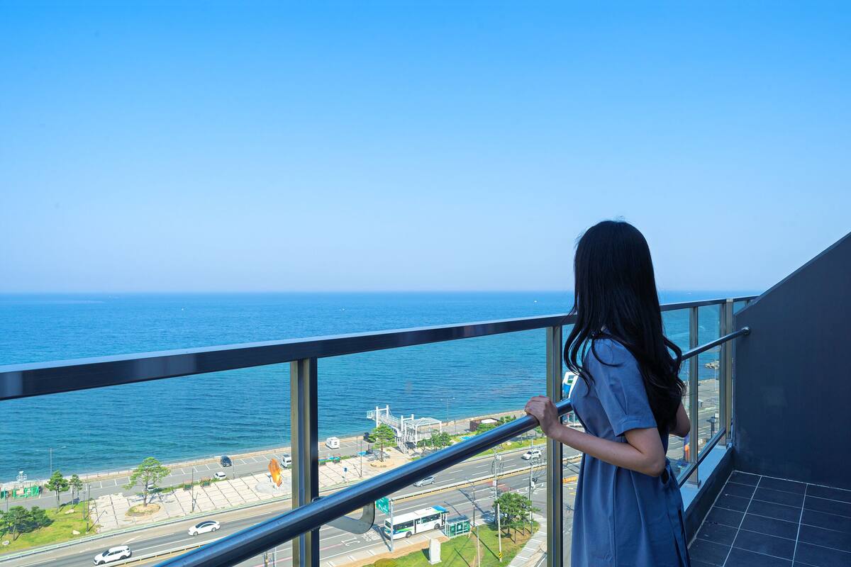 頂級客房 (Marina Suite) | 露台/庭院