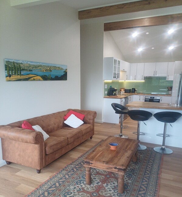 スマートテレビ、書庫